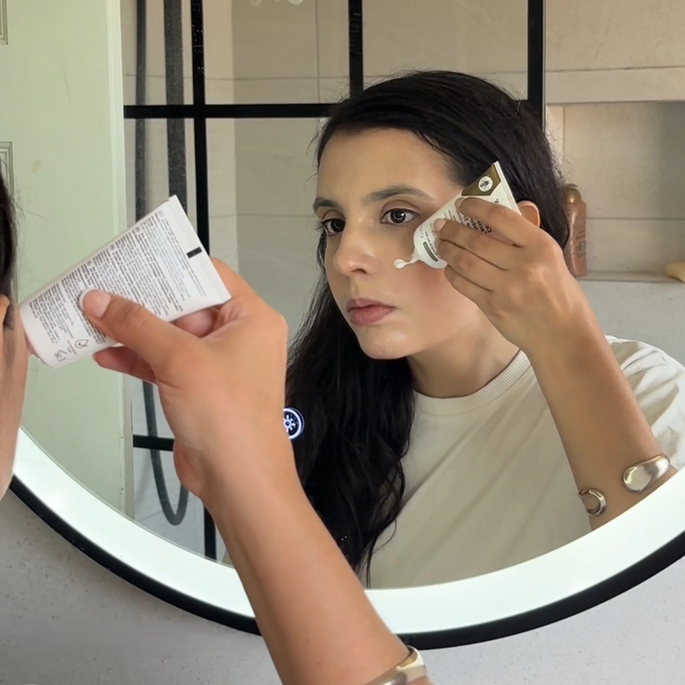 Ceramide Moisturising Lotion SPF30 - Image 8